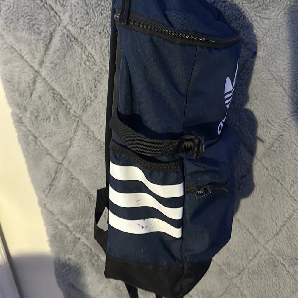 Adidas backpack - Picture 3 of 8